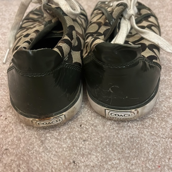 Well Loved Coach Logo Sneakers Size 7.5 - Picture 2 of 4
